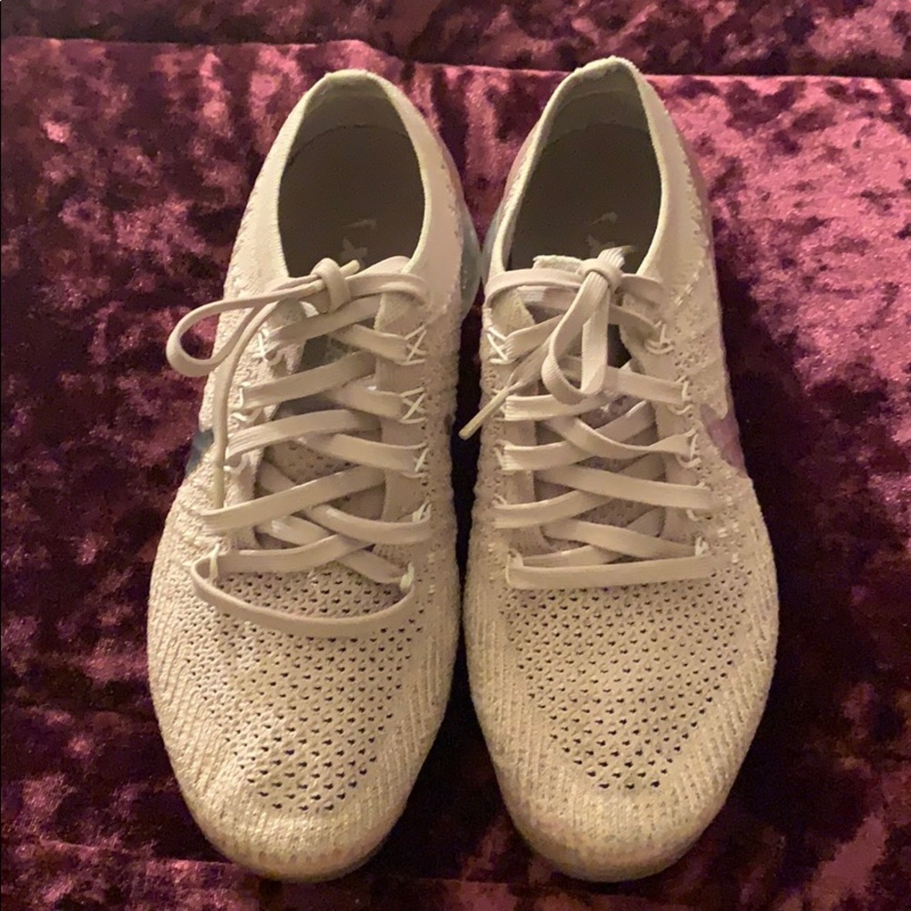 women’s nike vapormax